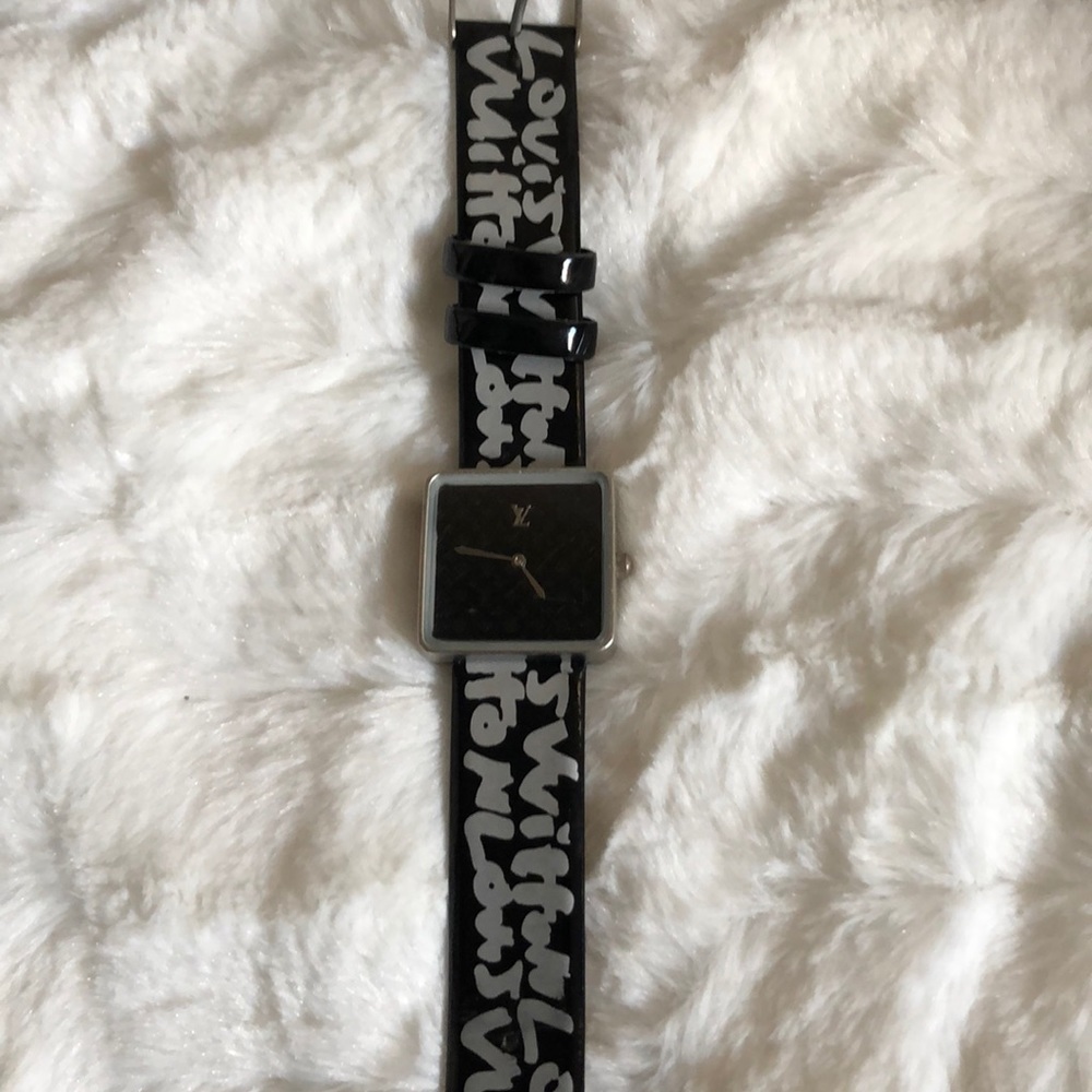 Louis Vuitton watch needs battery